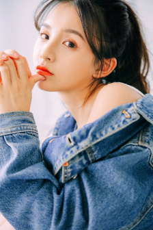 美国伦理《轻佻寡妇》